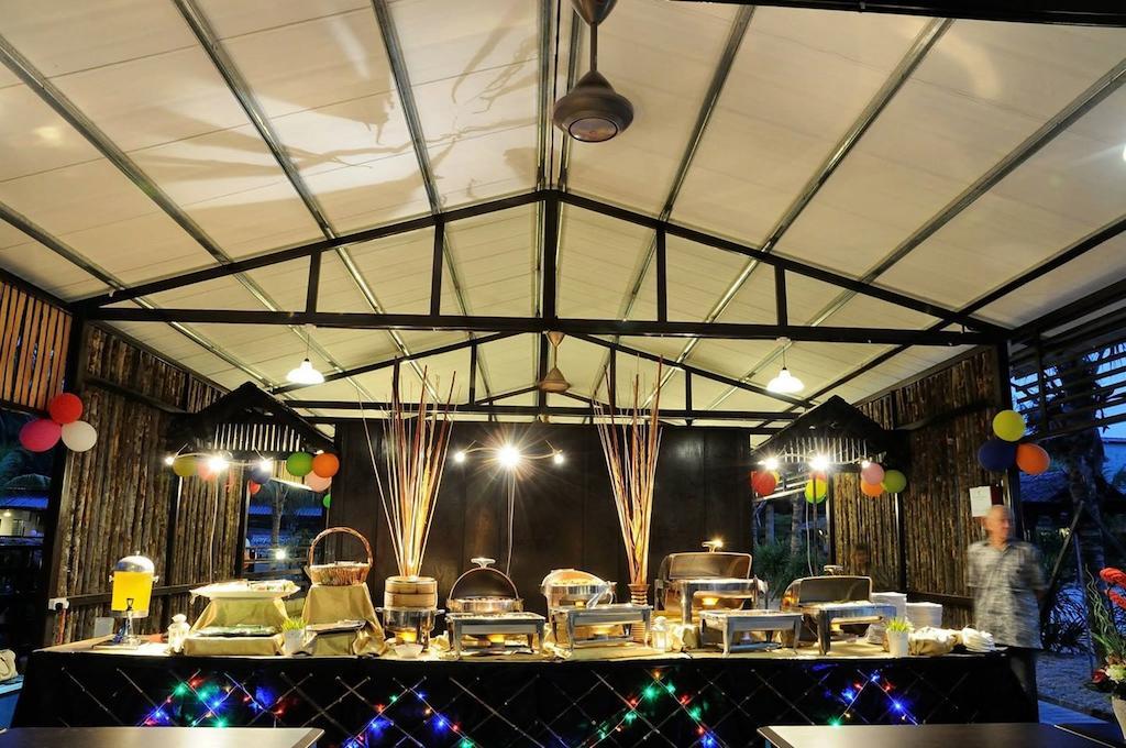 Hs Farm Waterpark Hotel Muar Exterior foto