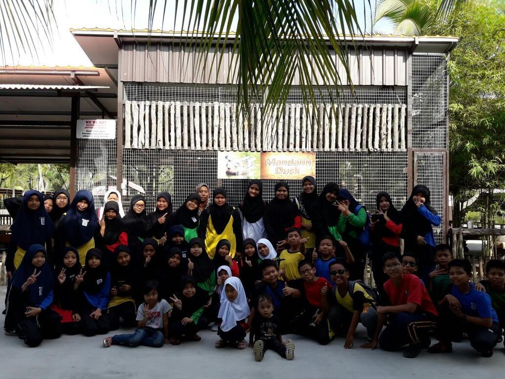 Hs Farm Waterpark Hotel Muar Exterior foto
